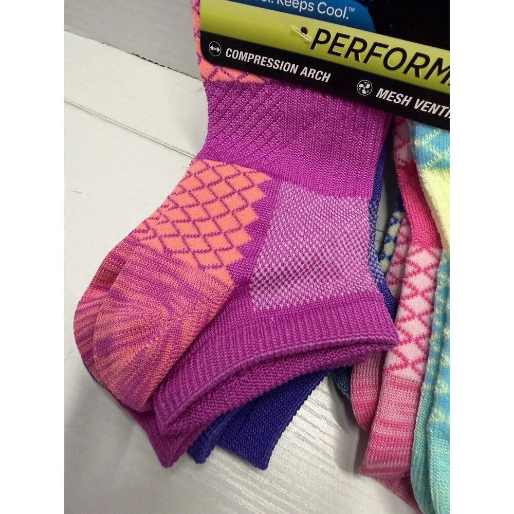 Hanes Womens 6 Pair Performance Cool Compression Heel Shield Socks - Size 8-12